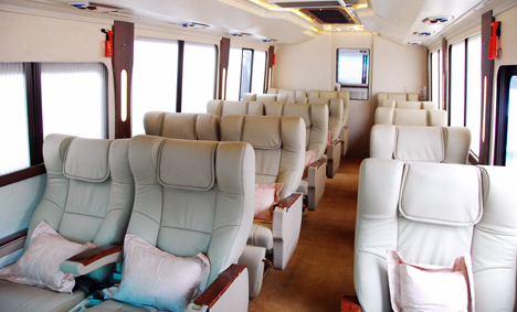 hiace luxury