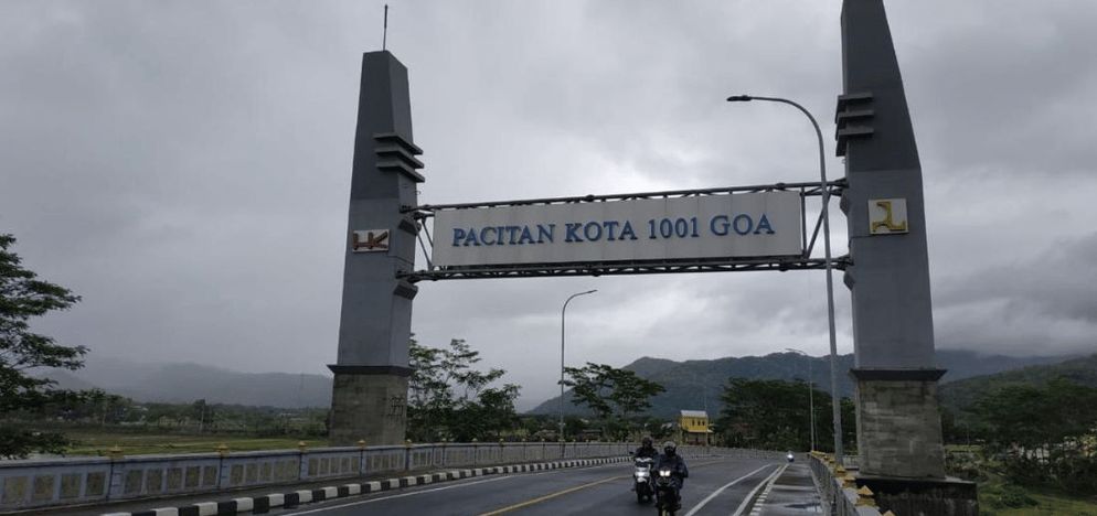 rental mobil pacitan