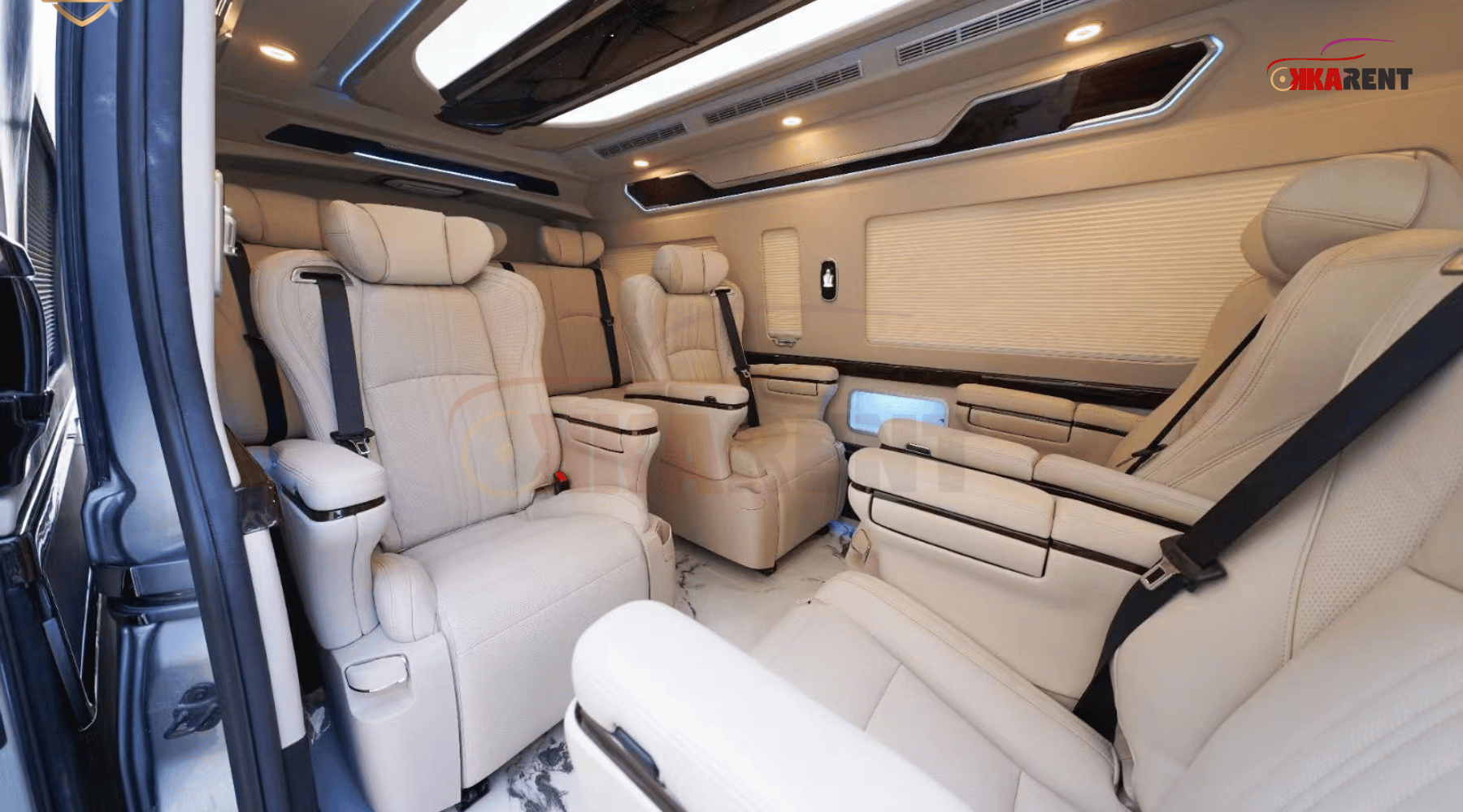 Sewa Hiace Luxury Surabaya
