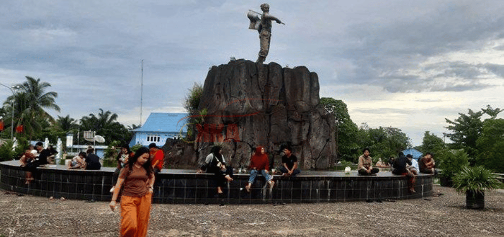 Sewa Mobil Melawi Harga Murah 100K Sopir & Rental Lepas Kunci