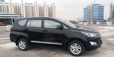 Sewa Innova Lumajang Murah